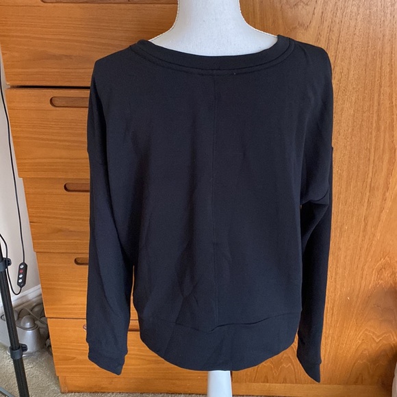 NWOT Zella brand pullover black crisscross sweatshirt with deep V. Size M - Picture 3 of 6